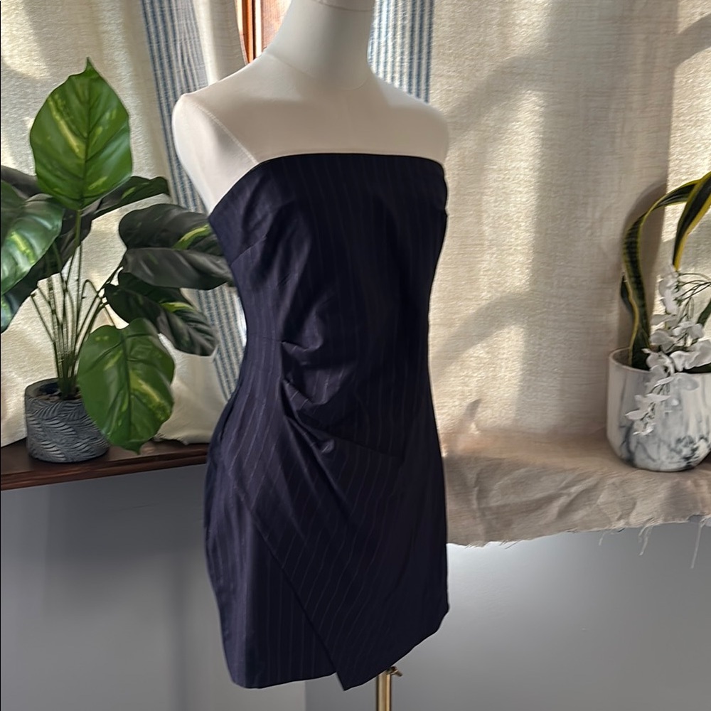 Elegant Black Strapless Dress